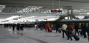 Lhasatrainstation shu.jpg
