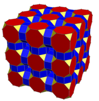 Skew polyhedron 3448.png