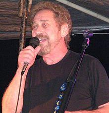 Earl Thomas Conley in concert