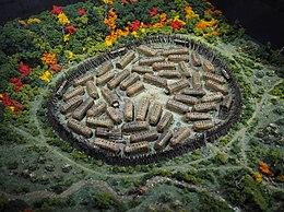 Maquette du village d'Hochelaga.jpg