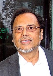 Dipesh Chakrabarty, 2012 (cropped).jpg