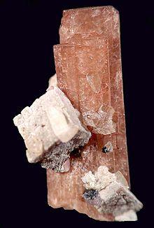 Nenadkevichite-Ancylite-20236.jpg