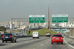 Rodovia Bandeirantes SAO 2008 06.jpg