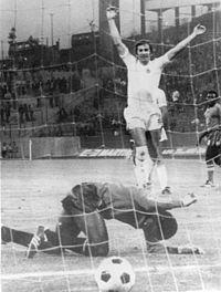 Josip Katalinski at World Cup 1974 against Zaire.jpg