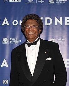 Kamahl (7010668447).jpg
