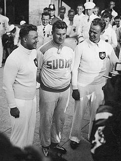 PIC 1-M-878-202 Berlin 1936 Shot put Hans Woellke Gerhard Stock Sulo Barlund.jpg