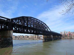 Ft Wayne RR Bridge Pittsb jeh.jpg