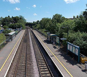 Pontyclun railway station - geograph.org.uk - 4145272.jpg