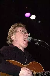 Brady performing live, 2007