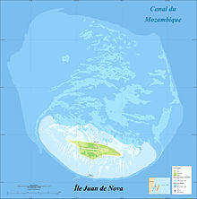 A map in French of Juan de Nova Island and its reefs.