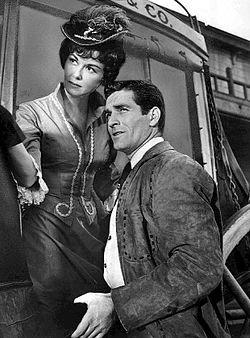 Hugh O'Brian Adele Mara Wyatt Earp 1961.JPG