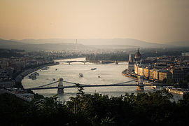 GellértHillSkyline.jpg