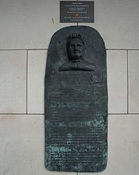 MEMORIAL TO MARGARET ANNA CUSACK (31171766381).jpg