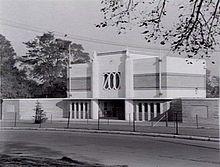 Zoo melb entrance 1940.jpg