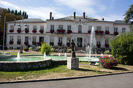 The town hall in Viry-Châtillon