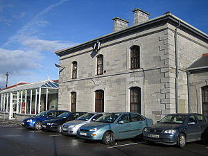 Tralee railway station - geograph.org.uk - 257003.jpg