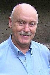 Alec Smith (2002).jpg