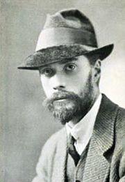 Darrell Figgis-Portrait Image- Reflections of the Irish War.jpg