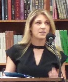 Alexandra Robbins 20190129 191448 - Copy.jpg