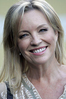 Rebecca Gibney (8482061062).jpg