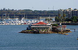Australia sydney snapper island.jpg