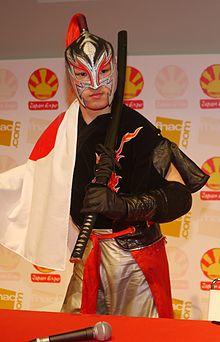 Sugi - Lucha Libre - Japan Expo 2011 - P1210485 Crop.jpg