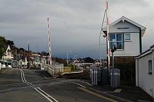 Deganwy Train Station (geograph 3833354).jpg