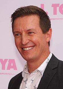 Rove McManus 2018 (cropped).jpg