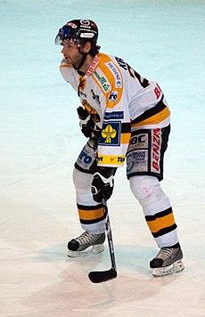 Vlastimil Kroupa - Fribourg-Gottéron vs. HC Litvinov, Exhibition game, 20th February 2010.jpg