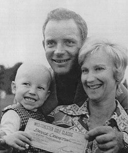Bruce Crampton with family 1970.jpg
