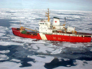 CCGS Sir Wilfrid Laurier.jpg