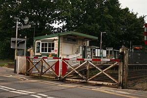 Littlehaven Crossing and Box 02-09-07.JPG