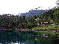 Loenvatnet 2.JPG