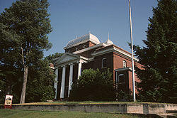 Old Stokes County Courthouse, Danbury