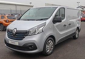 2019 Renault Trafic Sport NAV.jpg