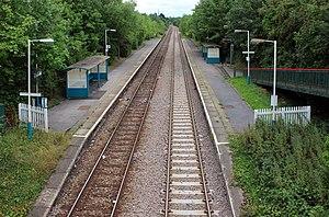 Upton railway station from the bridge.jpg