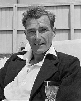 Bert Sutcliffe 1958.jpg