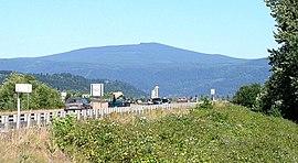 Larch Mountain-Oregon from Washough-Washington.JPG