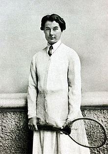 Ethel Thomson Larcombe.jpg