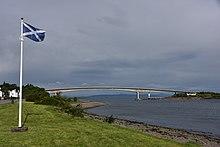 Over the bridge to Skye 2017-05-22.jpg