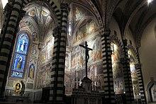 Duomo di prato, transetto 02.JPG