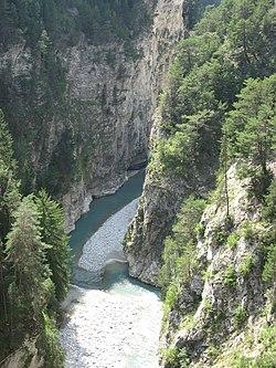 Gorges sous Forts de l'Esseilon 01 by Line1.jpg