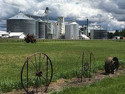 Uniontown grain elevators alongside the highway
