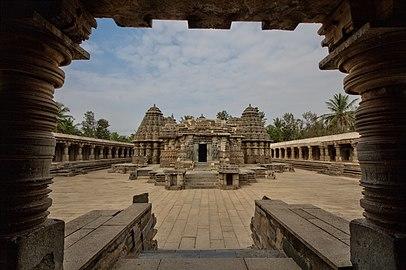 Hoysala architecture at Somanathapura.jpg