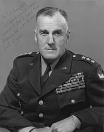 LTG (USA) Edward H. Brooks, final formal military portrait.jpg
