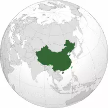 Land controlled by the People's Republic of China shown in dark green; land claimed but uncontrolled shown in light green.