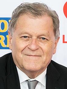 Norbert Haug - 2019102182714 2019-04-12 Radio Regenbogen Award 2019 - Sven - 1D X MK II - 0012 - AK8I9181 (cropped).jpg
