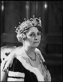 Gwendolen-Florence-Mary-Guinness-ne-Onslow-Countess-of-Iveagh.jpg