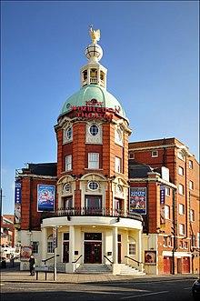 New Wimbledon Theatre (6856272185).jpg