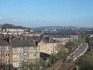 Pollokshaws East railway station in 2006.jpg